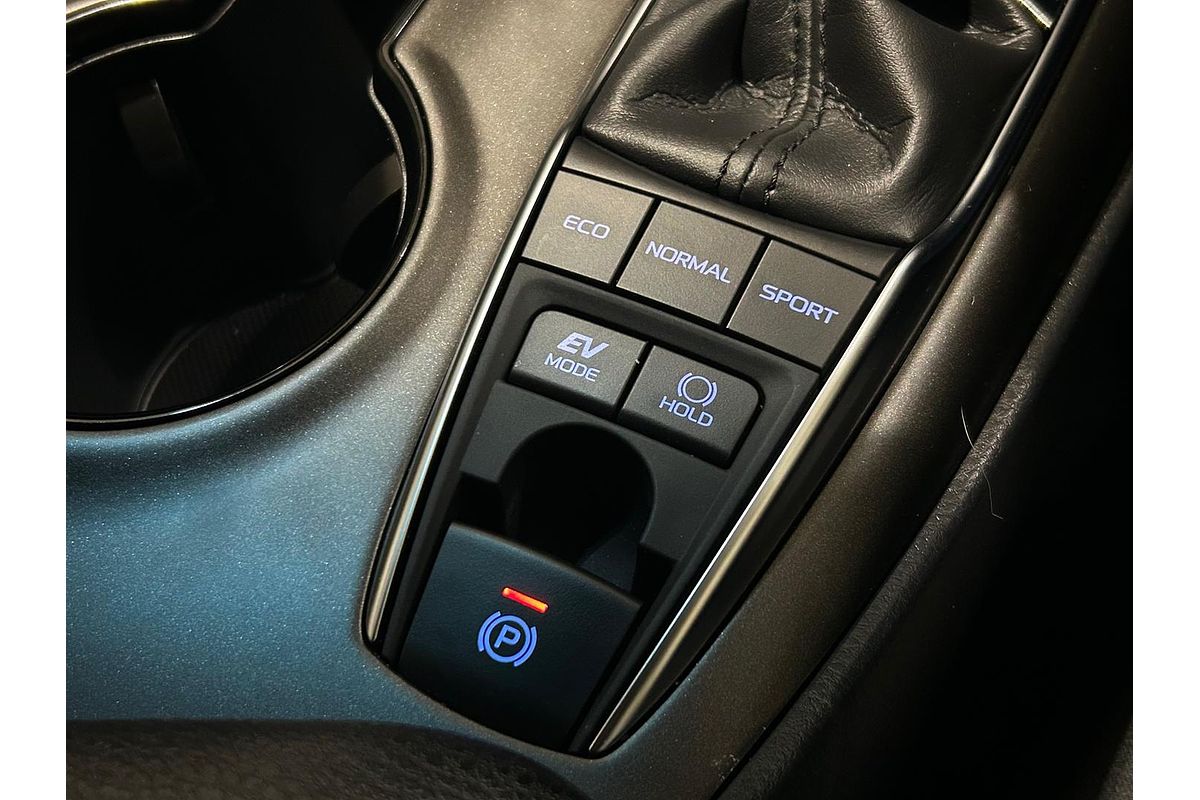 2024 Toyota Camry Ascent AXVH70R