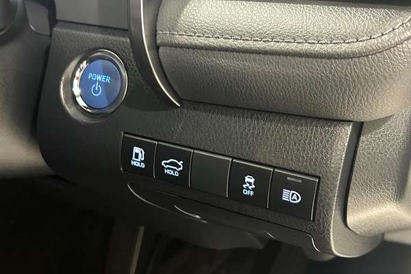 2024 Toyota Camry Ascent AXVH70R