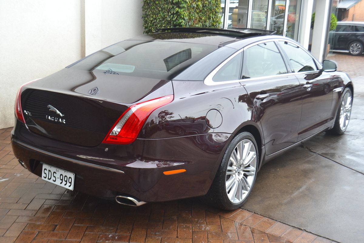2011 Jaguar XJ Premium Luxury X351 LWB