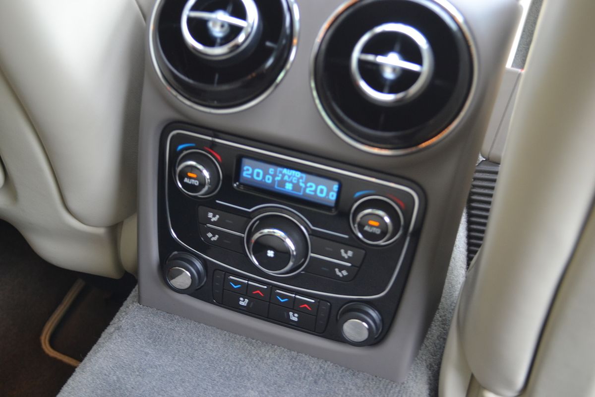 2011 Jaguar XJ Premium Luxury X351 LWB