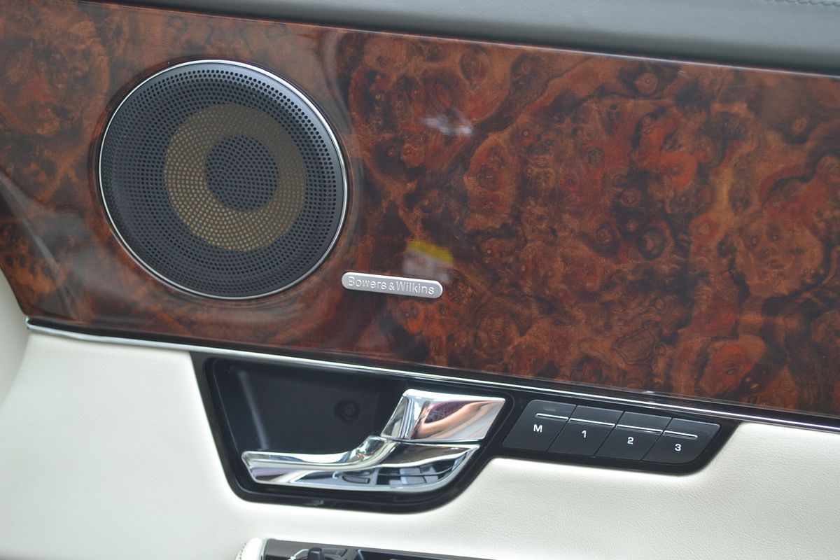 2011 Jaguar XJ Premium Luxury X351 LWB