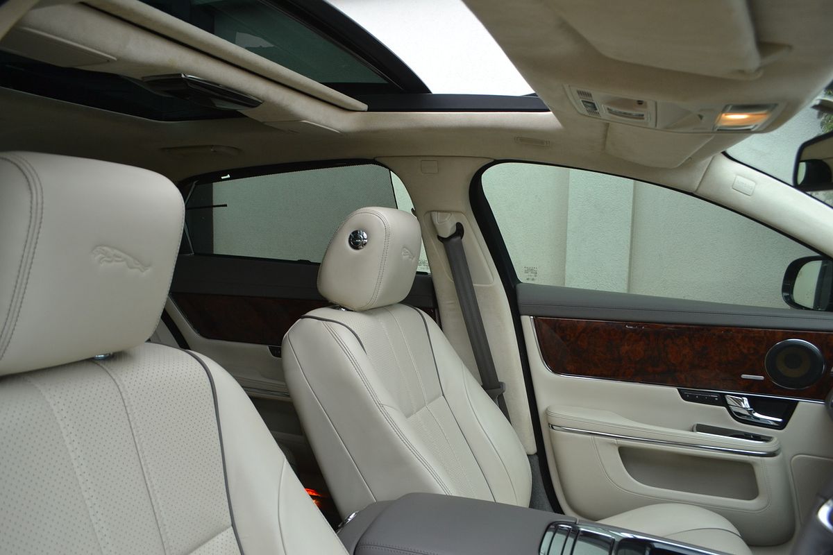 2011 Jaguar XJ Premium Luxury X351 LWB