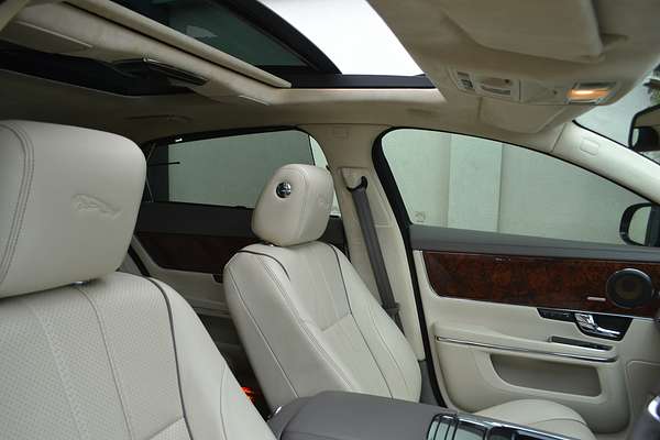 2011 Jaguar XJ Premium Luxury X351 LWB