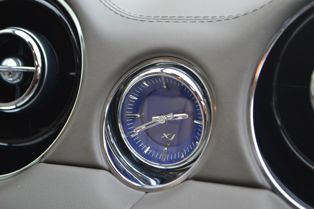 2011 Jaguar XJ Premium Luxury X351 LWB