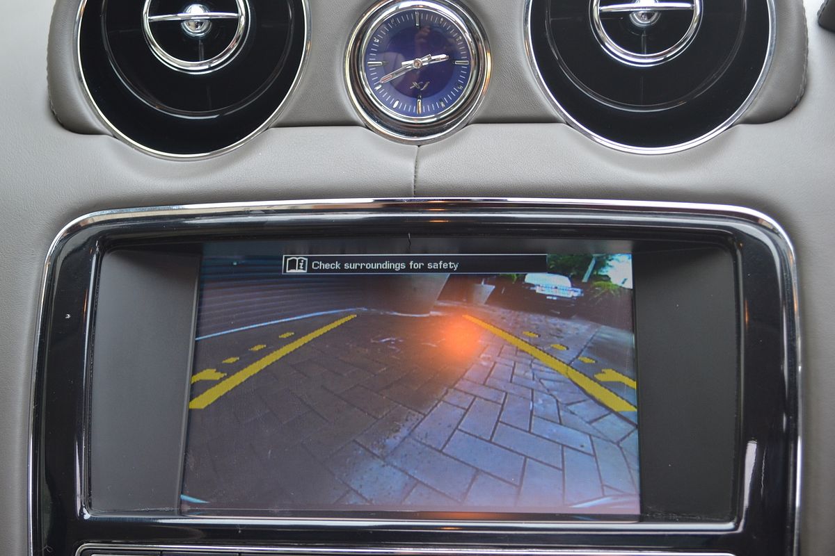 2011 Jaguar XJ Premium Luxury X351 LWB