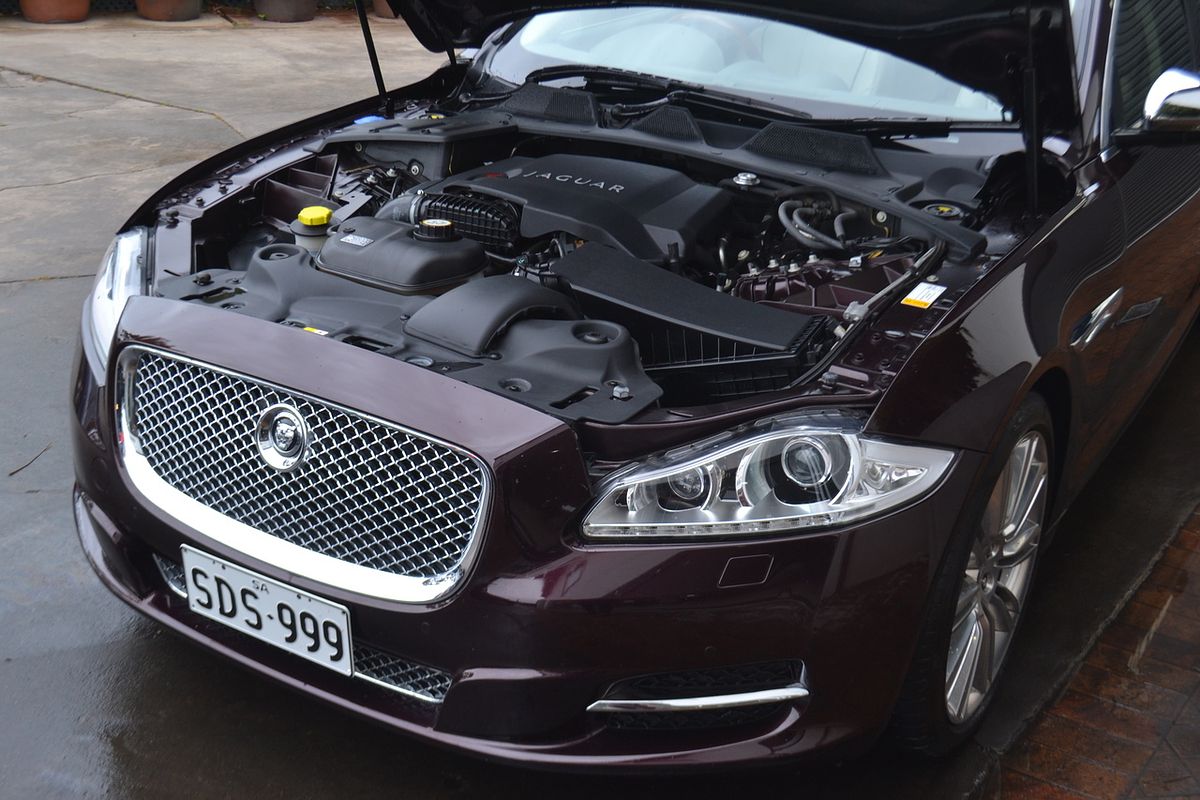 2011 Jaguar XJ Premium Luxury X351 LWB