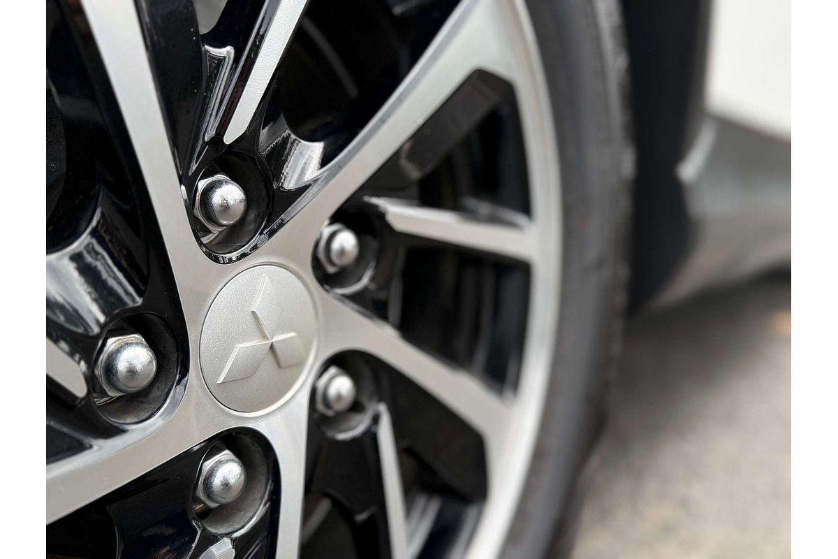 2024 Mitsubishi Eclipse Cross ES YB