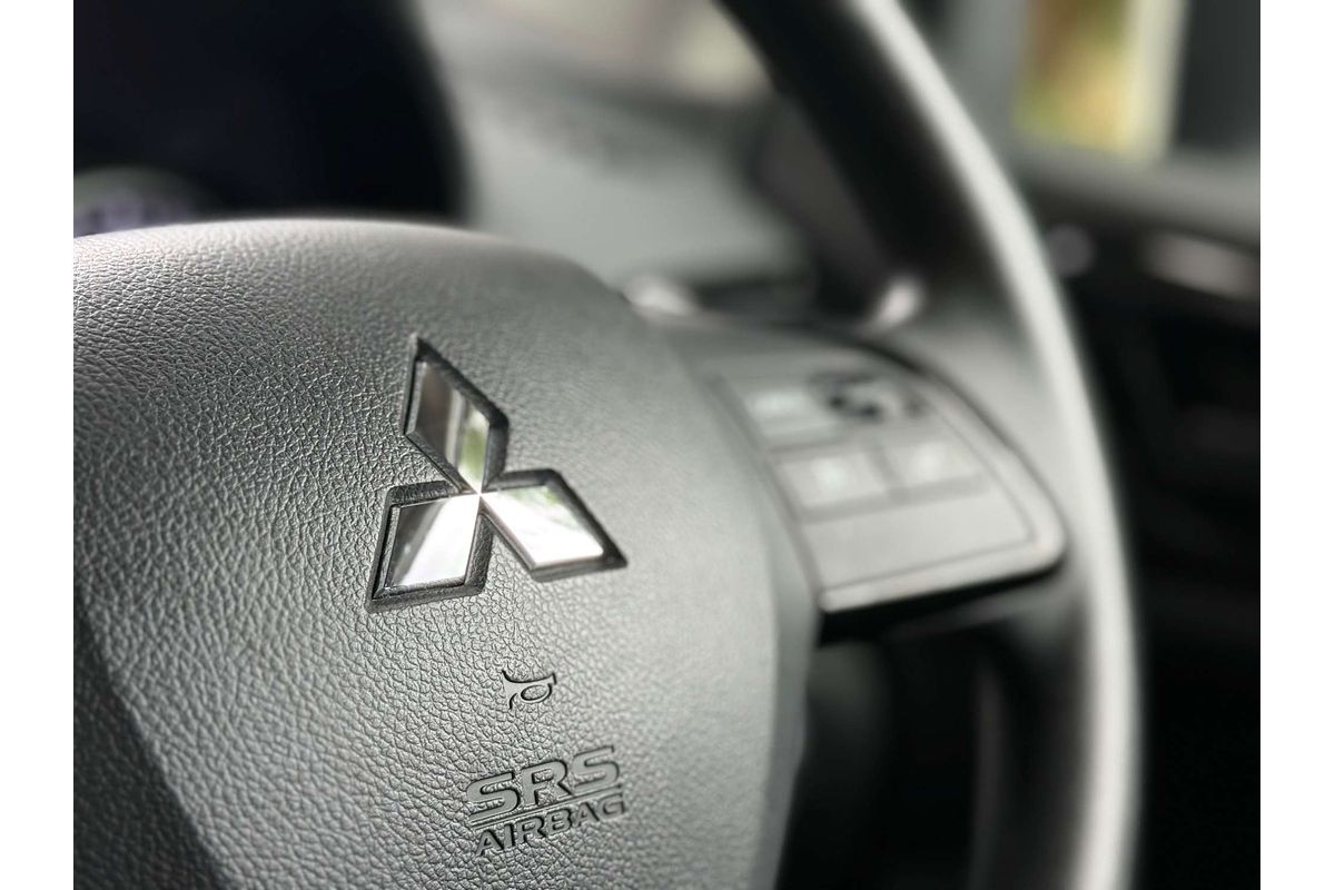 2024 Mitsubishi Eclipse Cross ES YB