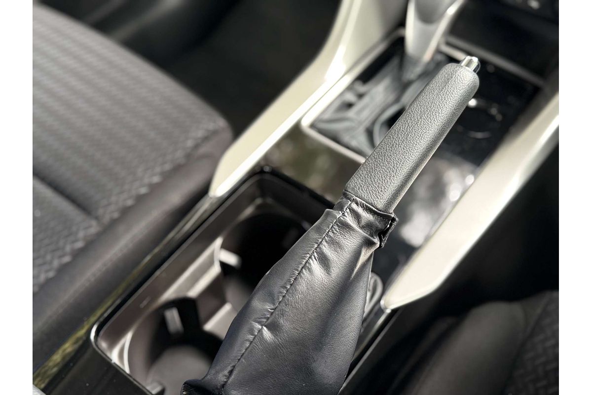 2024 Mitsubishi Eclipse Cross ES YB