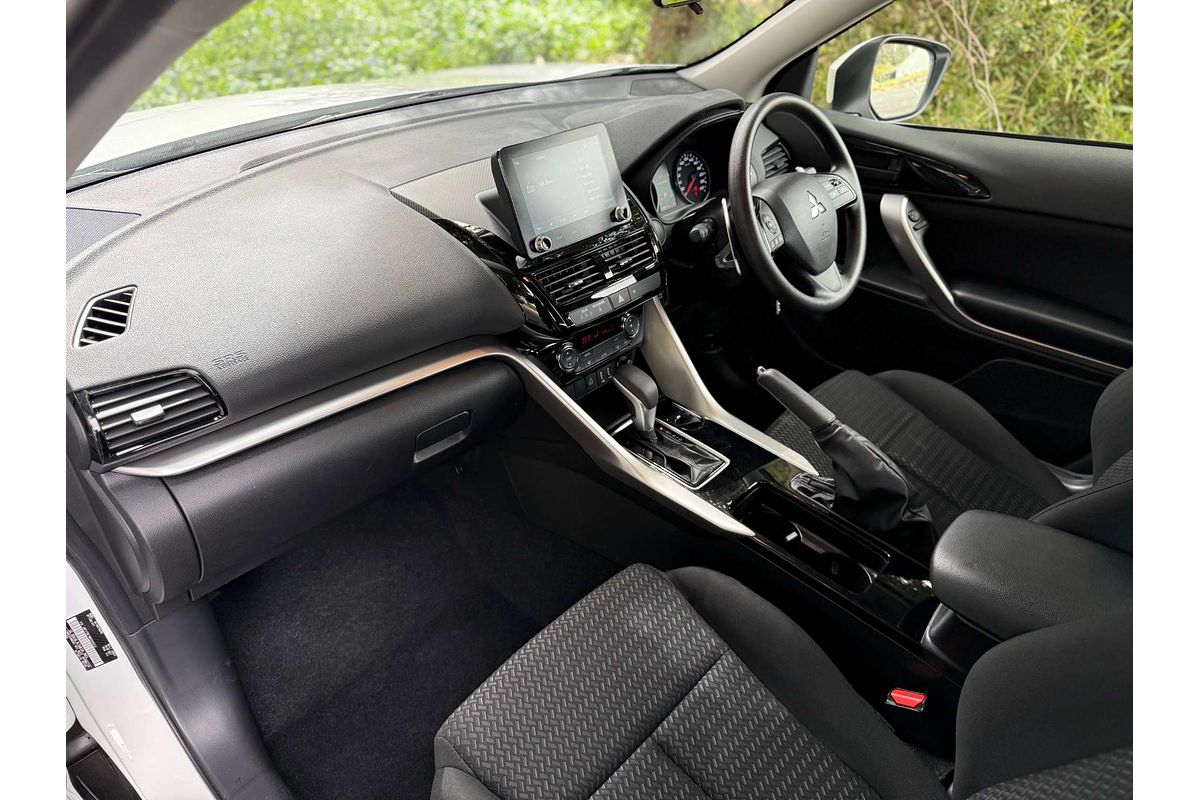 2024 Mitsubishi Eclipse Cross ES YB