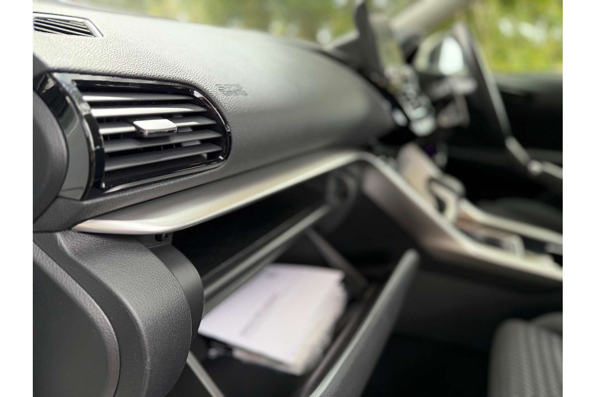 2024 Mitsubishi Eclipse Cross ES YB