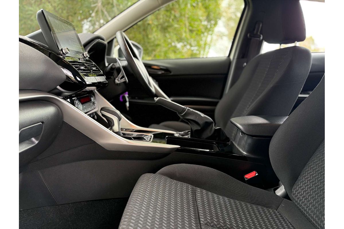 2024 Mitsubishi Eclipse Cross ES YB