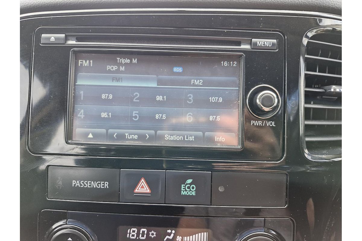 2014 Mitsubishi Outlander ES ZJ