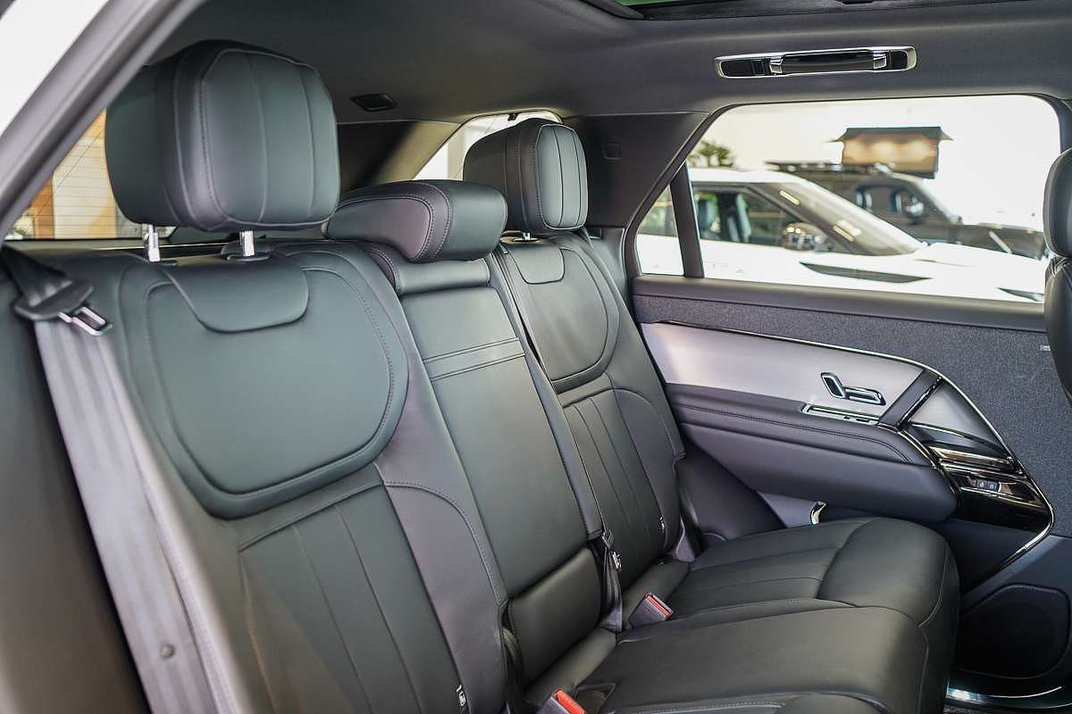 2025 Land Rover Range Rover Sport PHEV P460e Dynamic HSE L461