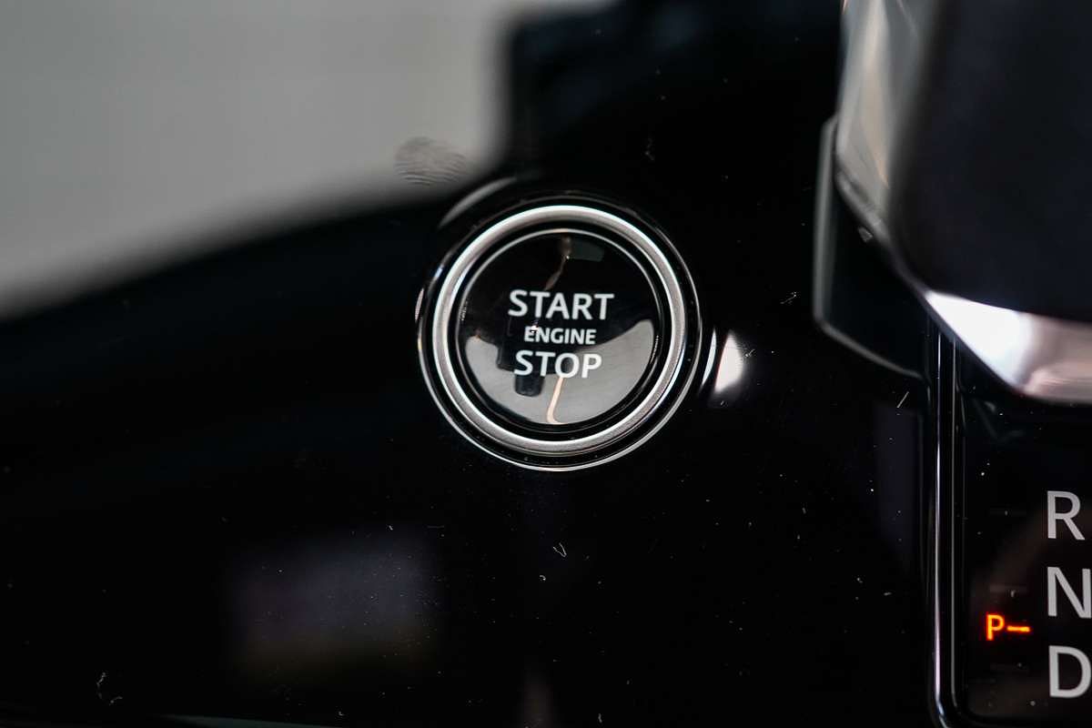 2025 Land Rover Range Rover Sport PHEV P460e Dynamic HSE L461