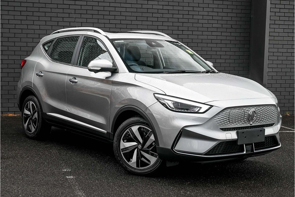 2025 MG ZS Essence AZS1