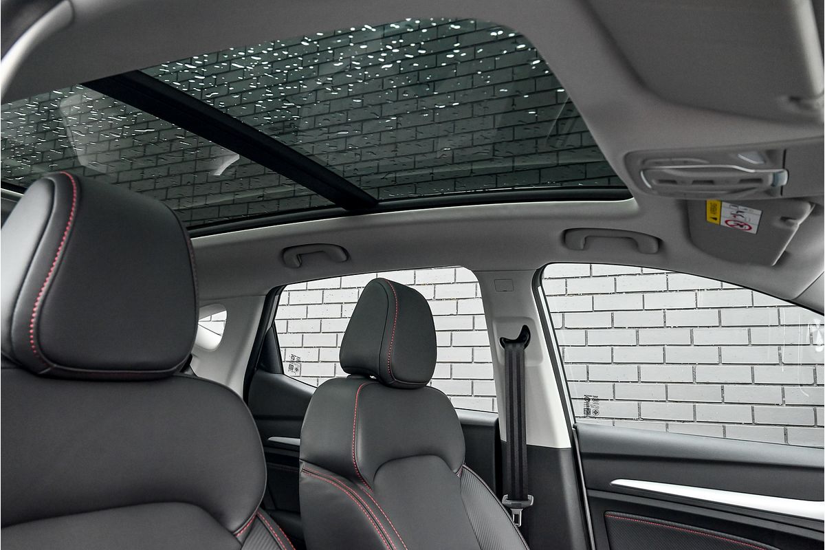 2025 MG ZS Essence AZS1