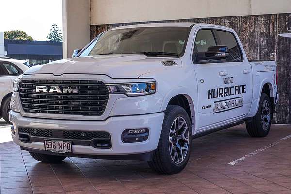 2025 RAM 1500 Laramie Sport Hurricane SO RamBox DT 4X4 SWB