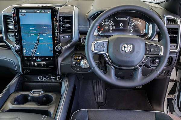 2025 RAM 1500 Laramie Sport Hurricane SO RamBox DT 4X4 SWB