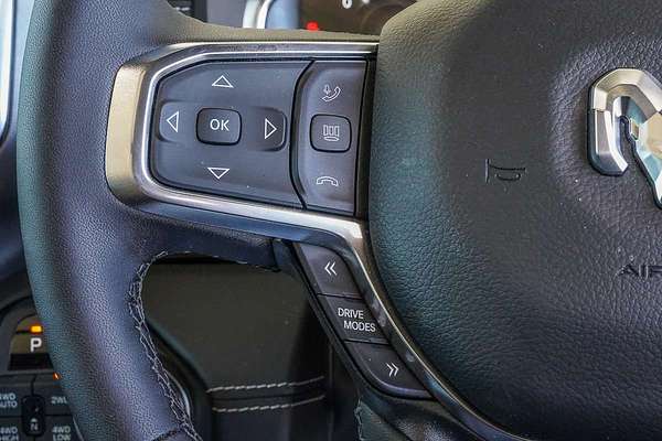 2025 RAM 1500 Laramie Sport Hurricane SO RamBox DT 4X4 SWB