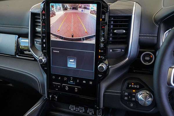 2025 RAM 1500 Laramie Sport Hurricane SO RamBox DT 4X4 SWB