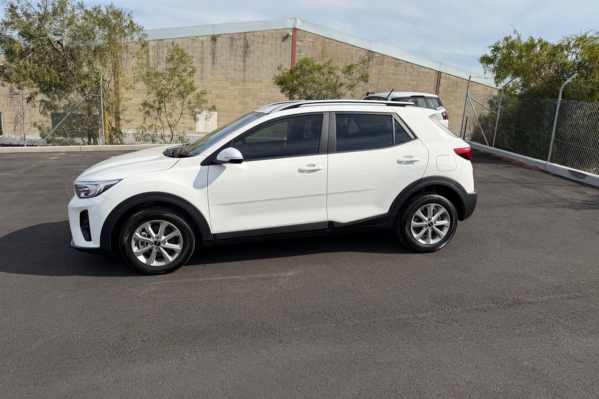 2024 Kia Stonic S YB