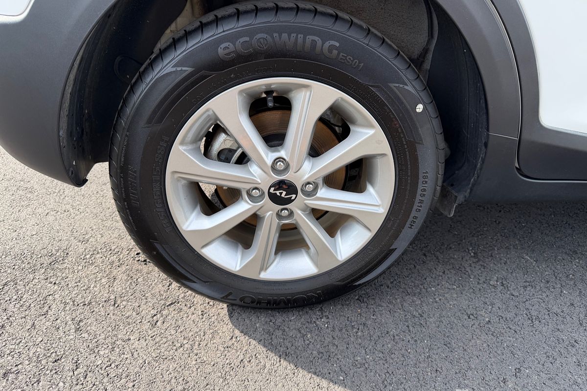 2024 Kia Stonic S YB