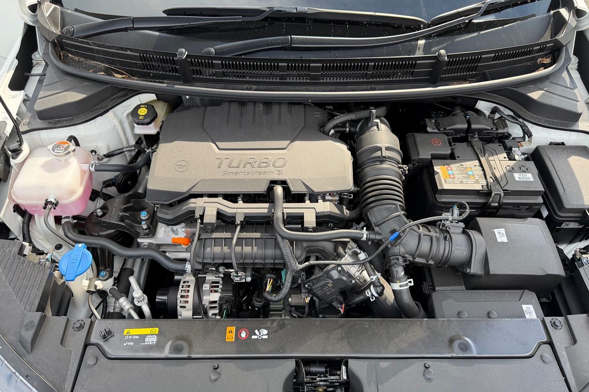 2024 Kia Stonic S YB