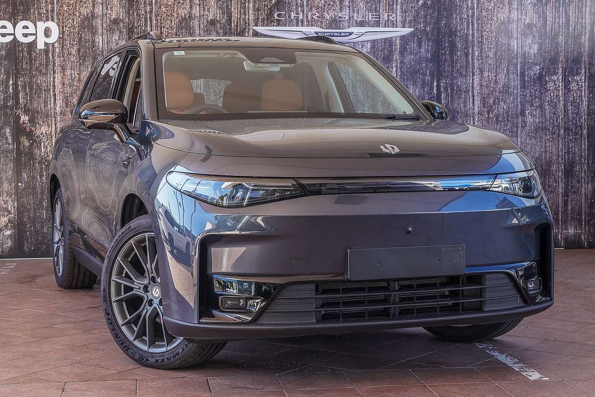 2024 Leapmotor C10 Design B11