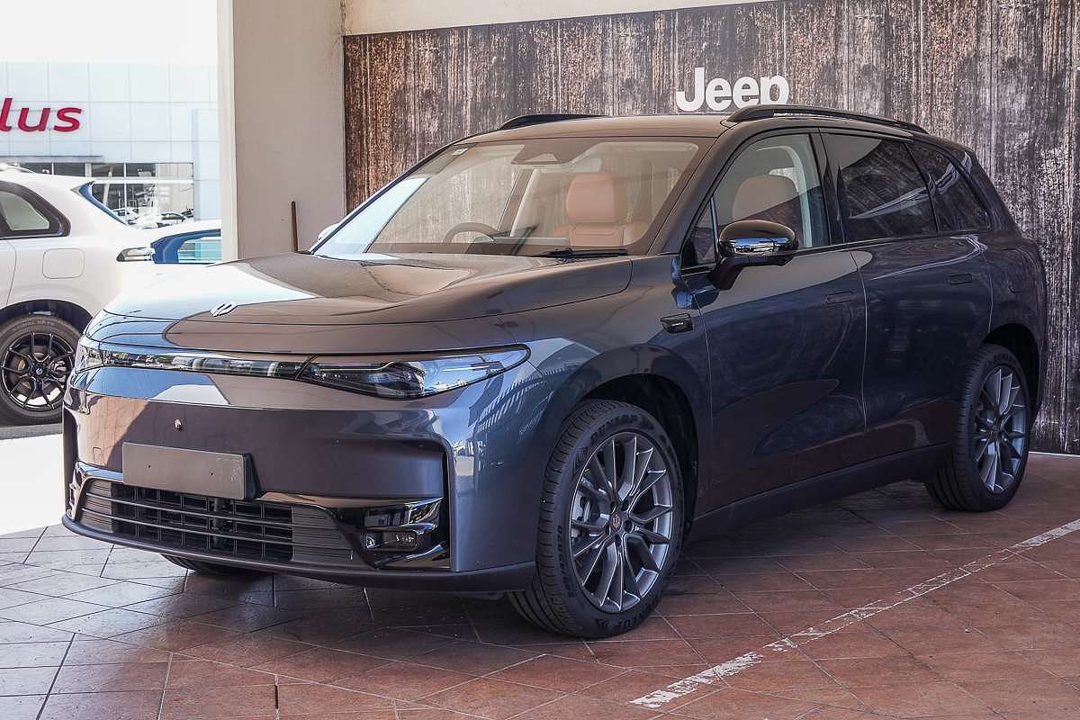 2024 Leapmotor C10 Design B11