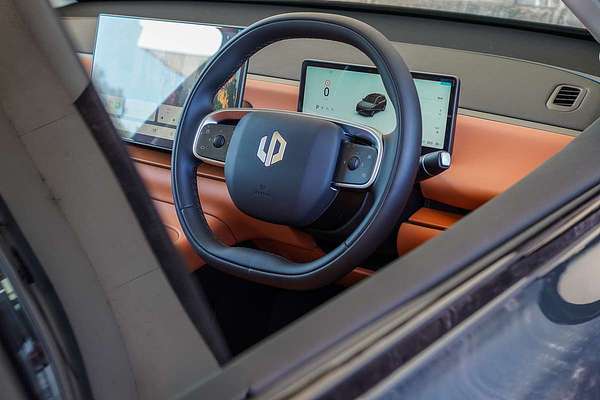 2024 Leapmotor C10 Design B11
