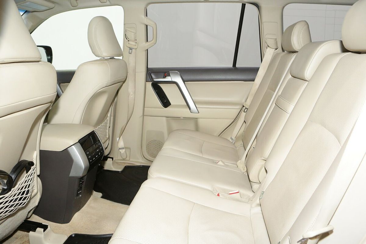 2018 Toyota Landcruiser Prado Kakadu GDJ150R