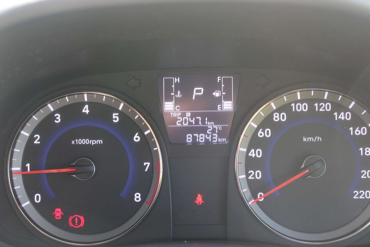 2017 HYUNDAI ACCENT SPORT 6 SP AUTOMATIC 5D HATCHBACK 4CYL