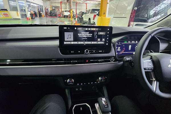 2025 Mitsubishi Outlander Aspire ZM 2WD