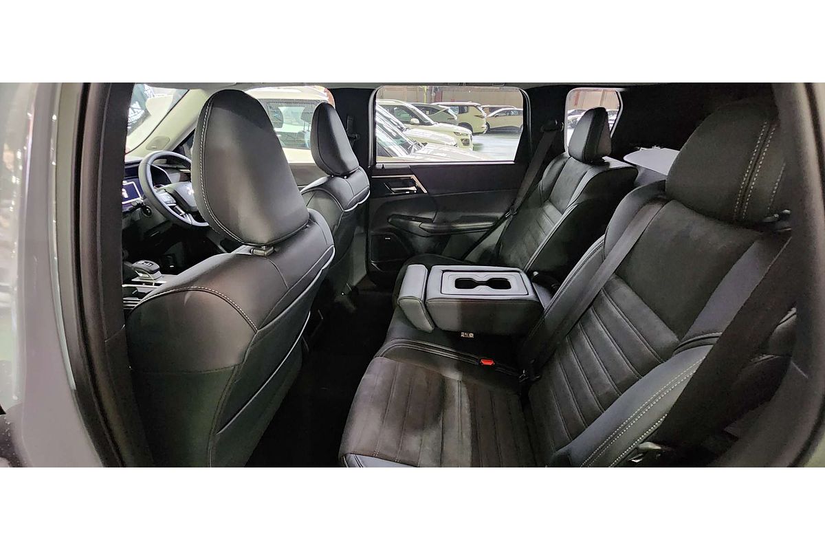 2025 Mitsubishi Outlander Aspire ZM 2WD