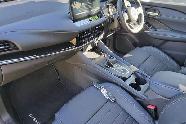 2023 Nissan QASHQAI ST-L J12