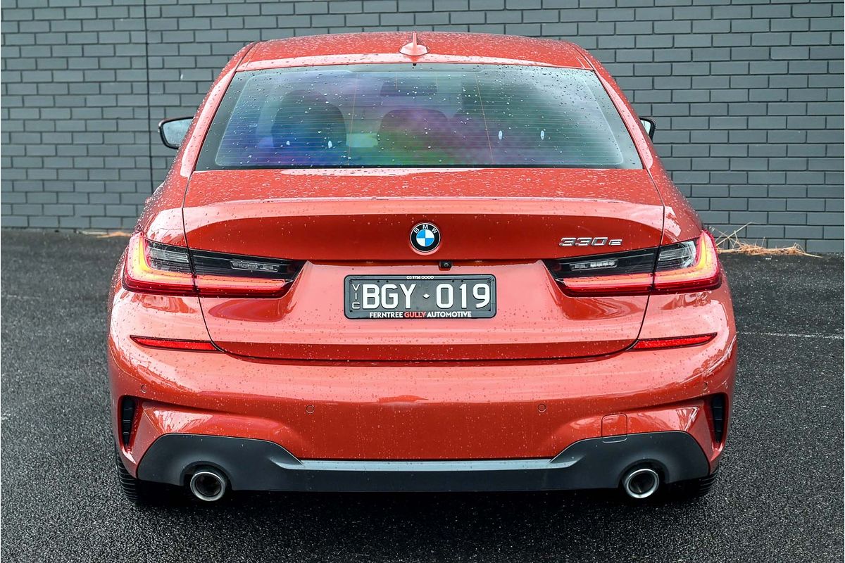 2020 BMW 3 Series 330e M Sport G20