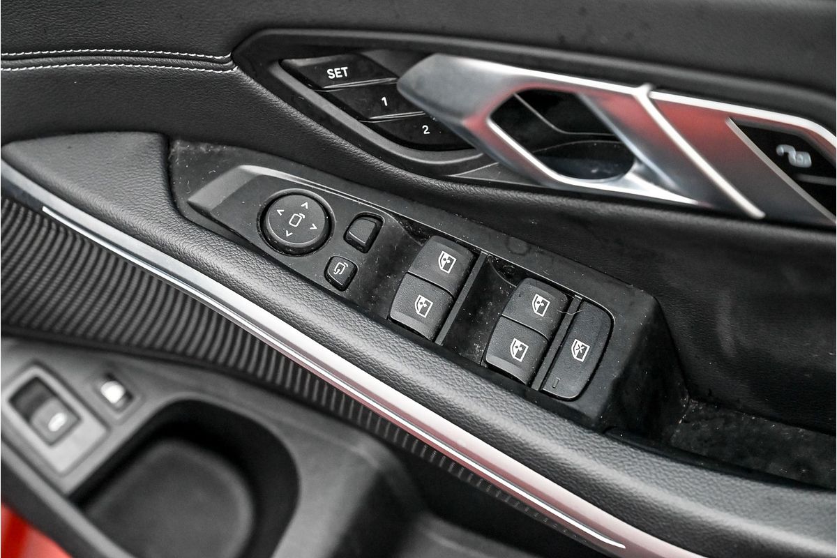 2020 BMW 3 Series 330e M Sport G20