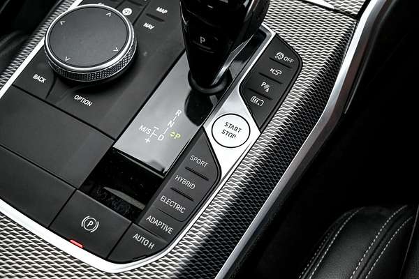 2020 BMW 3 Series 330e M Sport G20