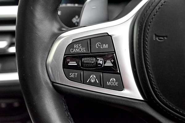 2020 BMW 3 Series 330e M Sport G20