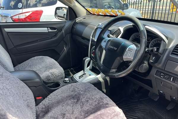 2016 Isuzu MU-X LS-T