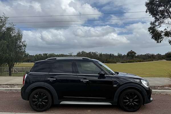 2018 MINI Countryman Cooper F60
