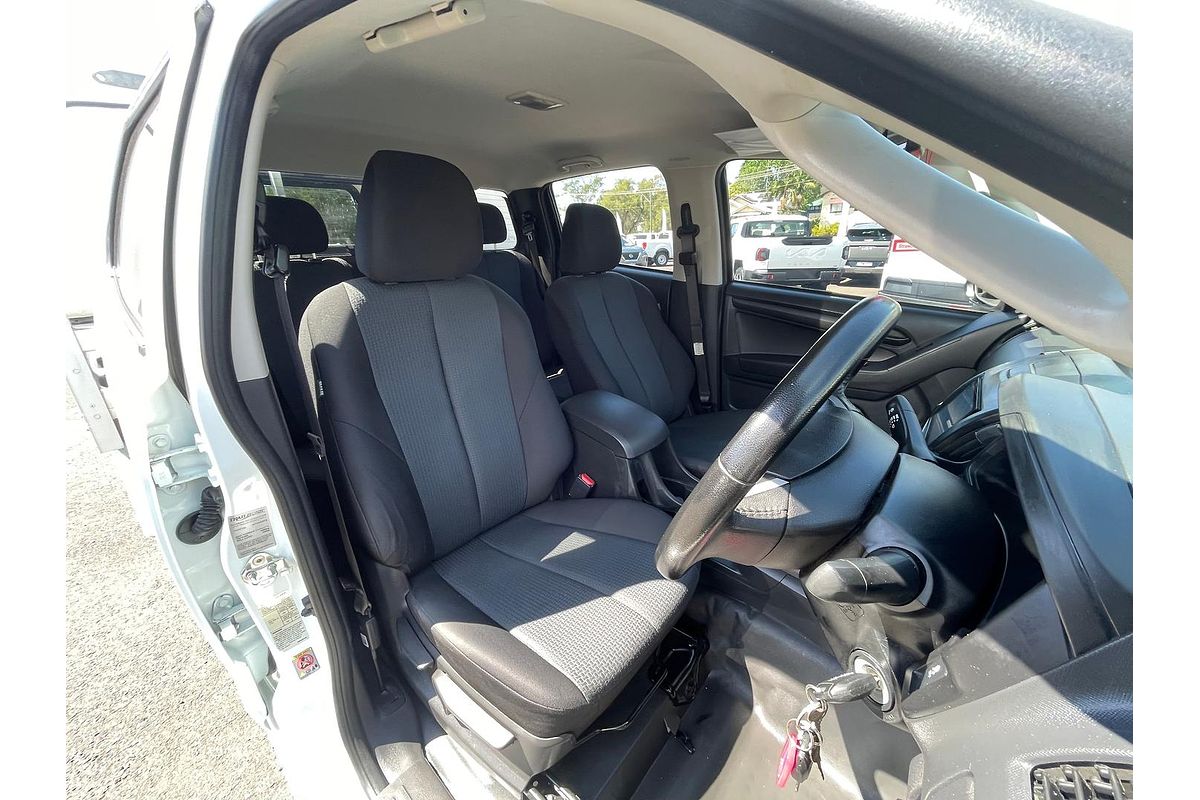 2015 Isuzu D-MAX SX 4X4