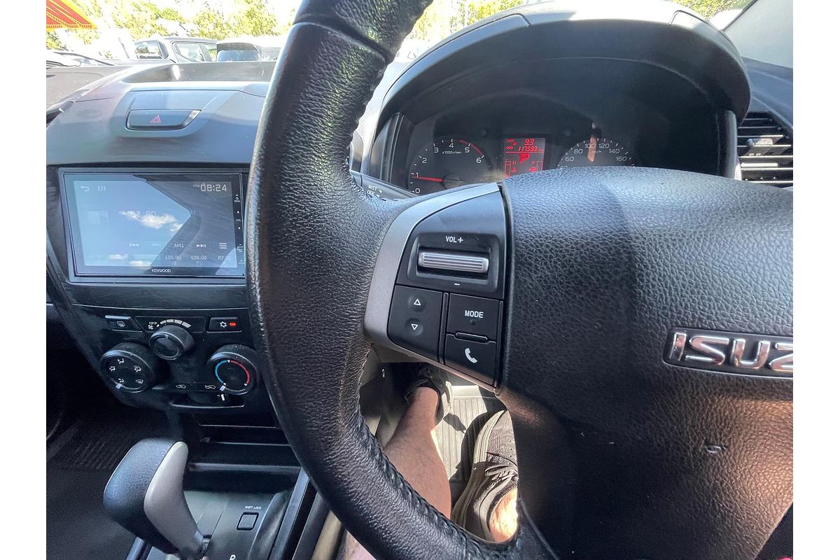 2015 Isuzu D-MAX SX 4X4