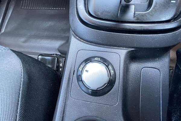 2015 Isuzu D-MAX SX 4X4