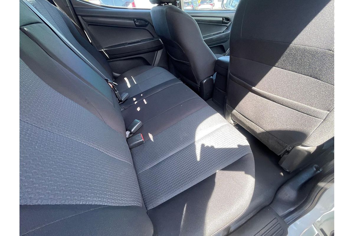 2015 Isuzu D-MAX SX 4X4