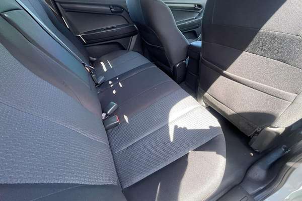 2015 Isuzu D-MAX SX 4X4