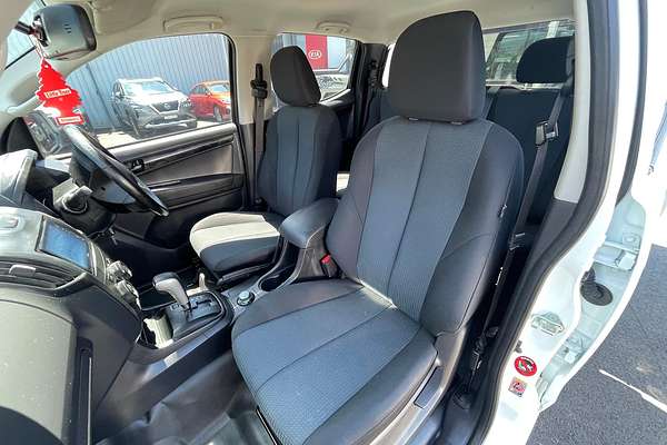 2015 Isuzu D-MAX SX 4X4