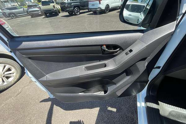 2015 Isuzu D-MAX SX 4X4
