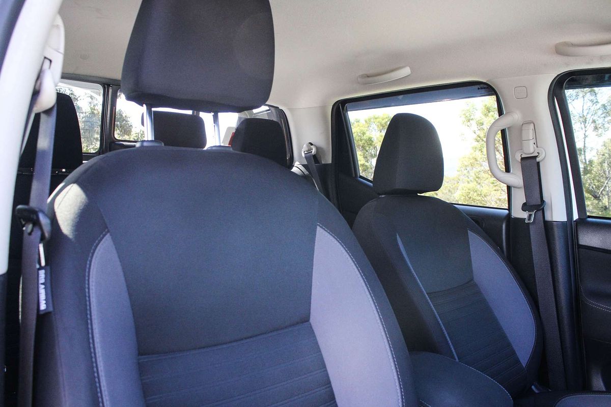 2021 Nissan Navara ST D23 4X4